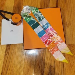 Hermès jungle love rainbow twilly
